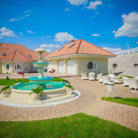 Sekowski Dwor Sekowa Exterior foto